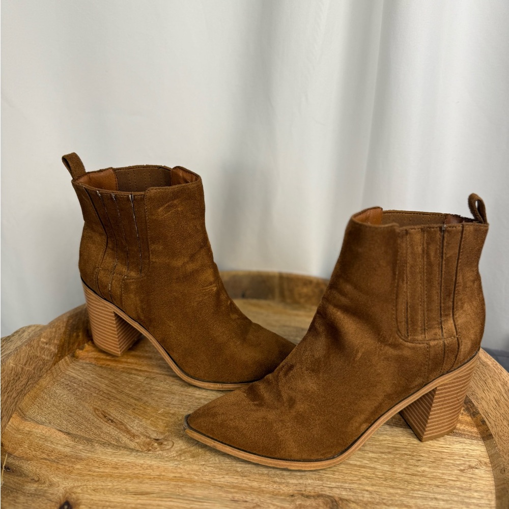 Imily Bela Brown Suede Western Ankle Boots Stacked Heel Boho Size 8.5